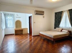 Truro Road (D8), Terrace #595789011